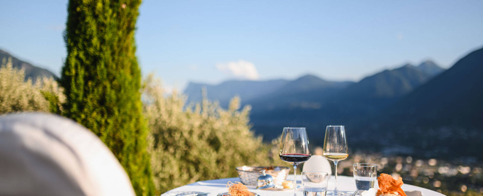  Südtirol 

Die besten Gourmethotels – Mit feinen Aussichten